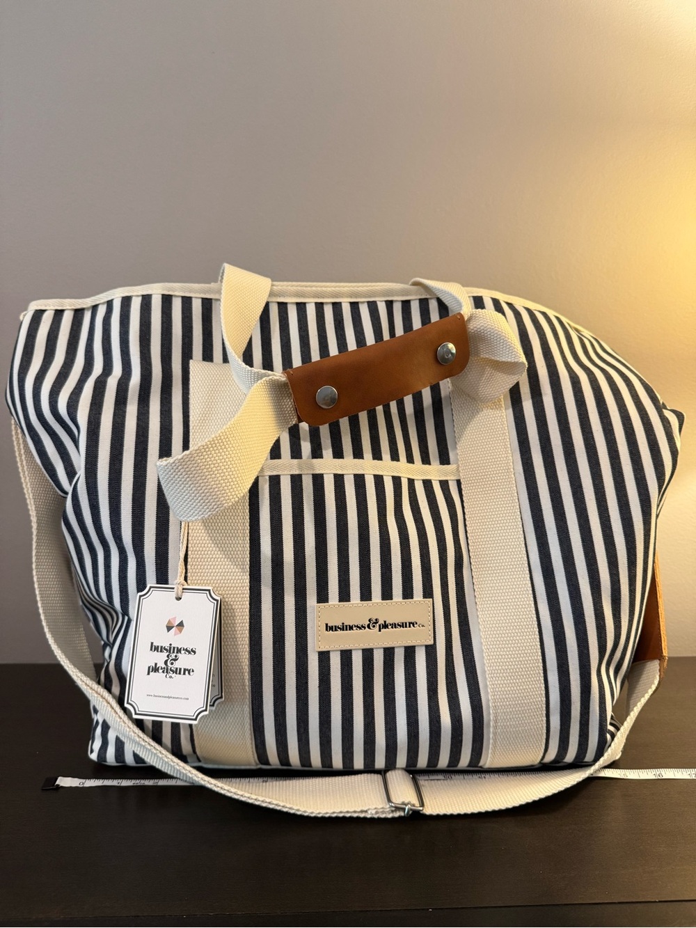 Business & Pleasure Cooler Tote Bag Laurens Blue Stripe 15” x 13” x 6” 7 Gallons